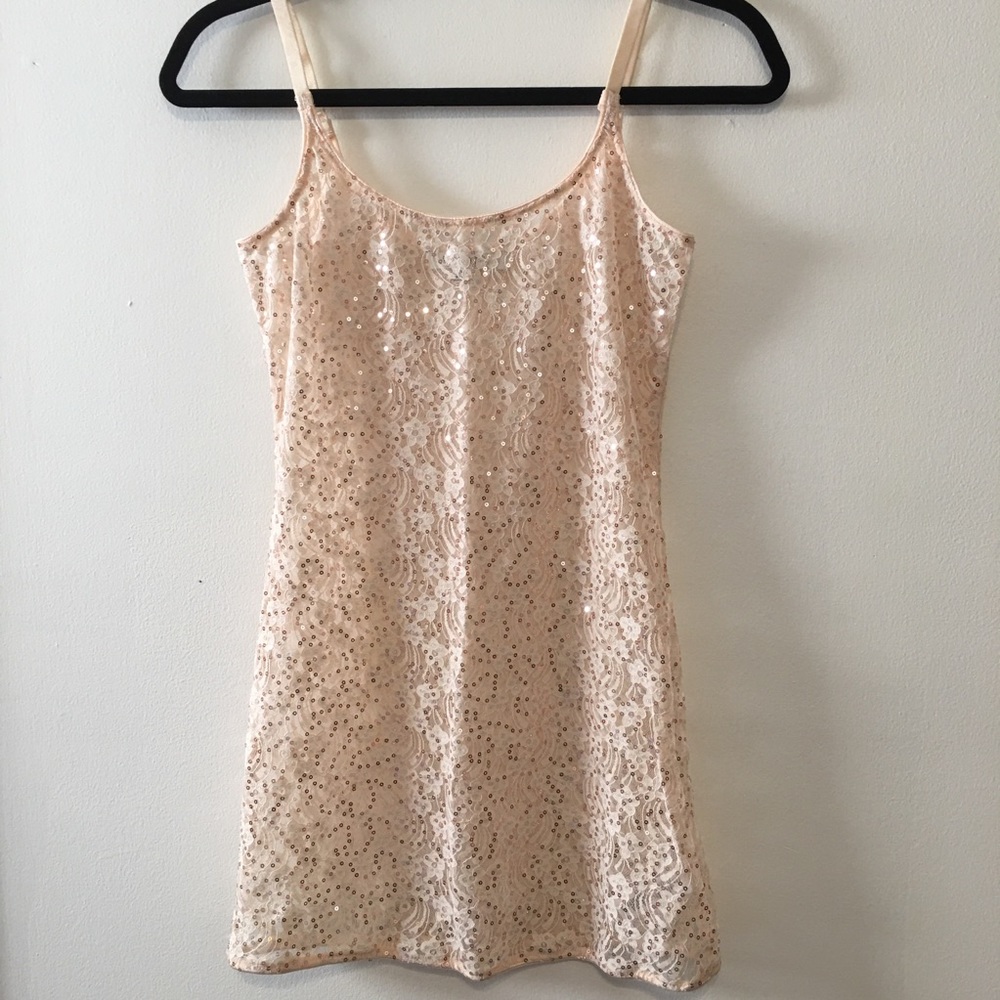 Forever 21 Sheer Lace Sequin Cami Size Small